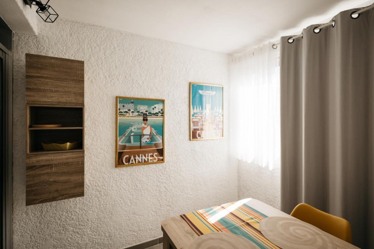 Cosy T1, A 10 Minutes A Pieds Des Plages Fréjus 외부 사진